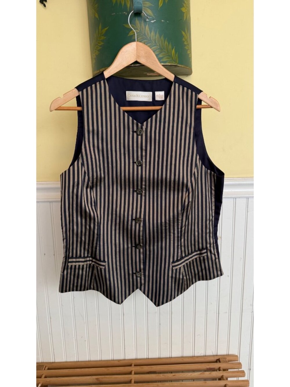 Dana Buchman Womens Striped Button-Down Silk Vest Size 12 Navy & Gold
